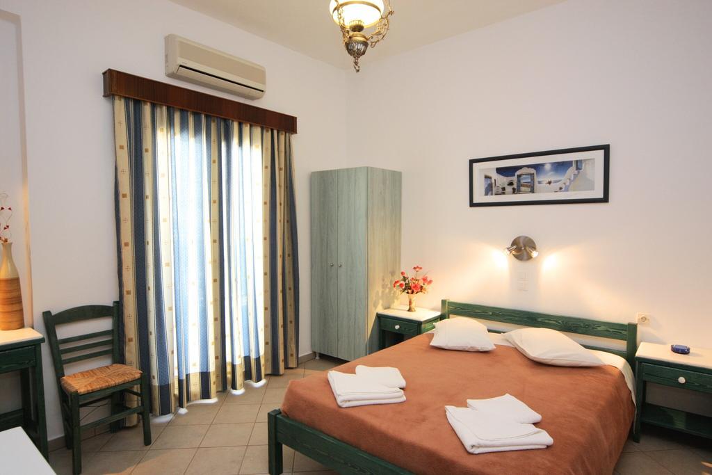 Anna Platanou Hotel Páros Quarto foto